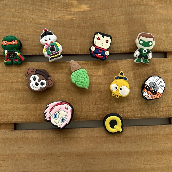 CROC Charms for Croc shoes - Picture 4 of 4